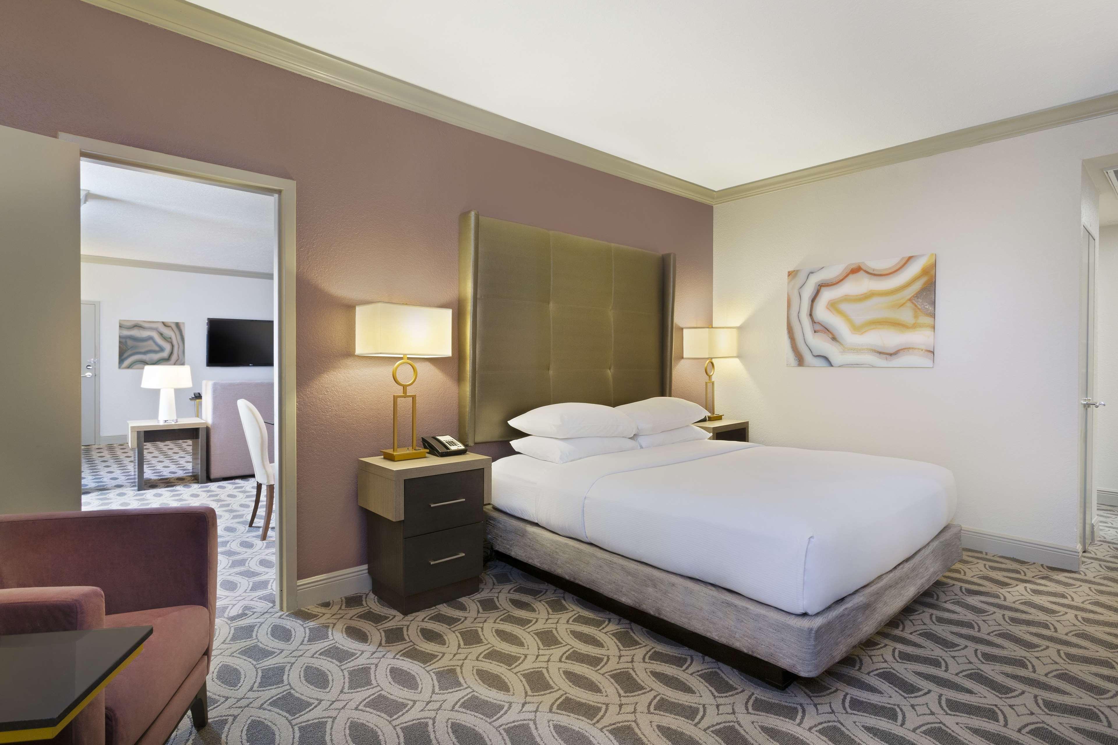 Hotel Doubletree By Hilton Orlando East - Ucf Area 4*