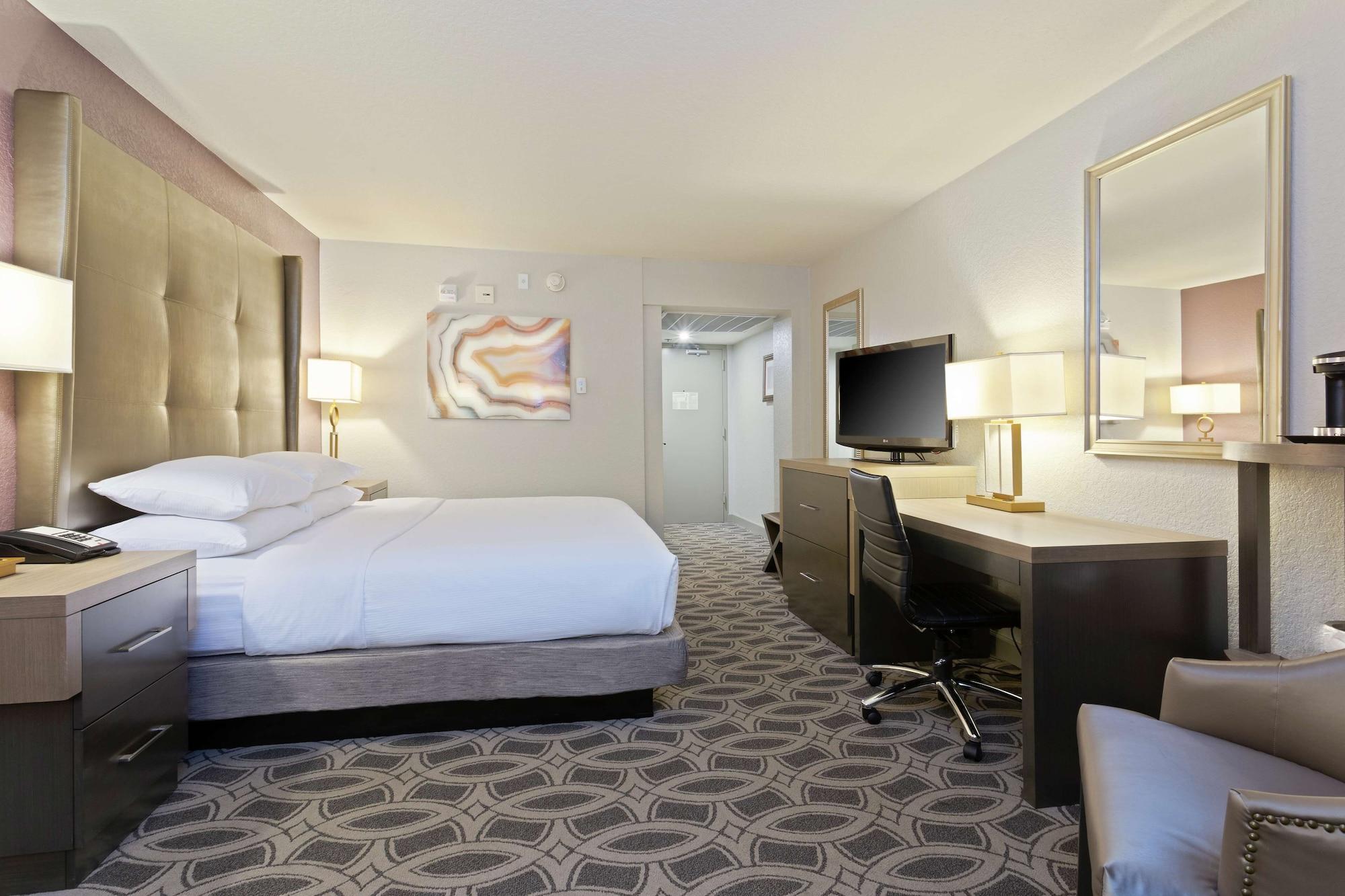 Doubletree By Hilton Orlando East - Ucf Area Hotel